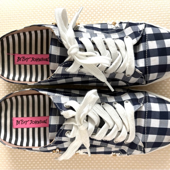 Betsey Johnson Edna Slip On Sneakers - Picture 7 of 7